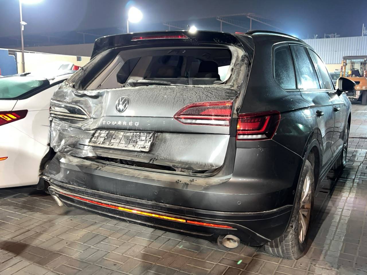 2023 VOLKSWAGEN TOUAREG V6 — Lot RXPD017183 - Marhaba Auctions Used Cars - Image 6