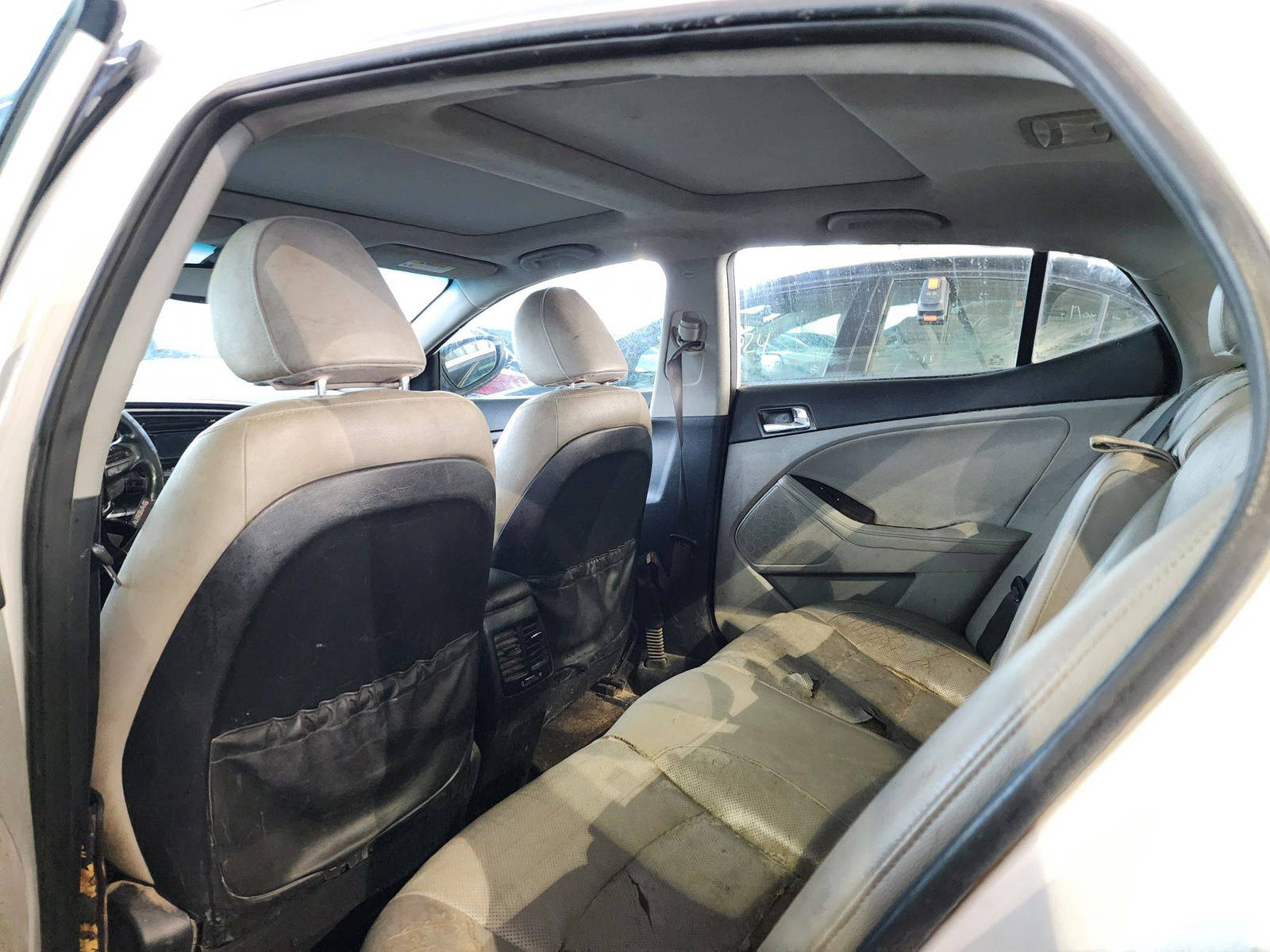 2014 KIA OPTIMA — 262016 Miles — Lot 47793974 — Souq - Marhaba Auctions Used Cars - Image 6
