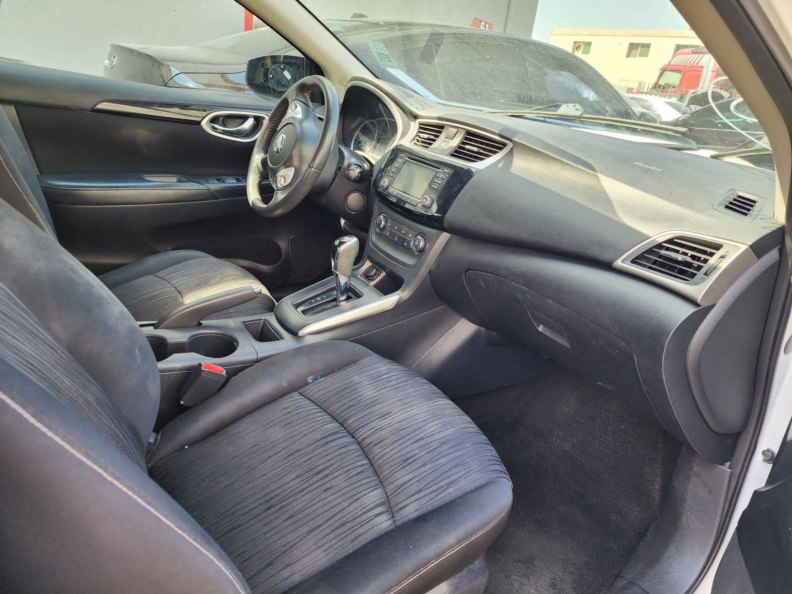 2017 NISSAN SENTRA — 221222 Miles — Lot 62005084 — Al Quoz - Marhaba Auctions Used Cars - Image 8