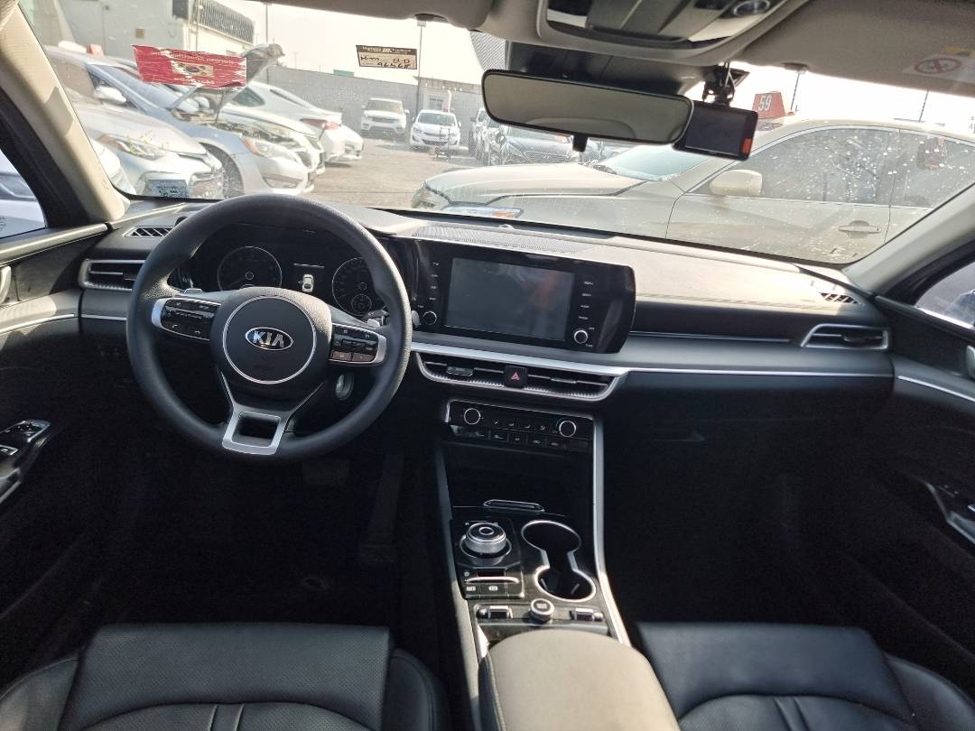 2021 KIA K5 — 96568 KM — Lot 125487 — Souq - Marhaba Auctions Used Cars - Image 8