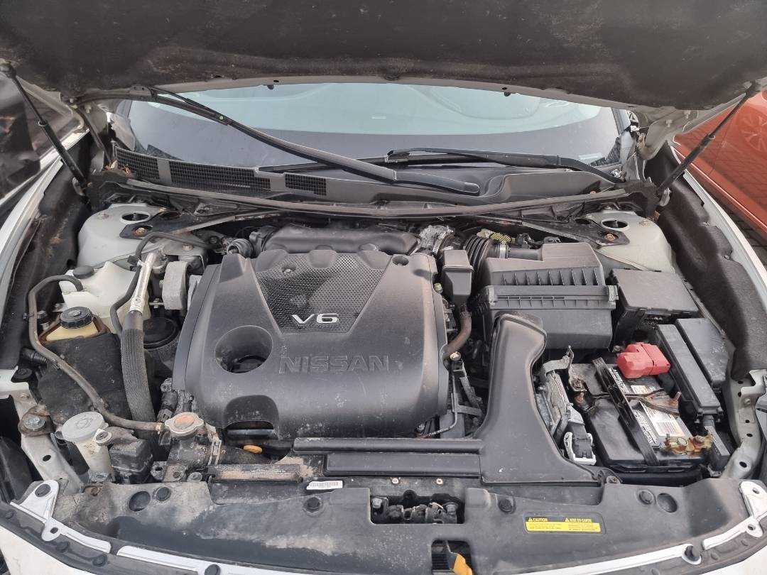 NISSAN MAXIMA 2016 view 2