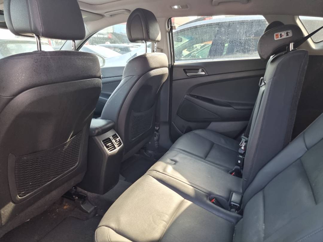 HYUNDAI TUCSON 2016 - Marhaba Auction Used Cars - Image 6