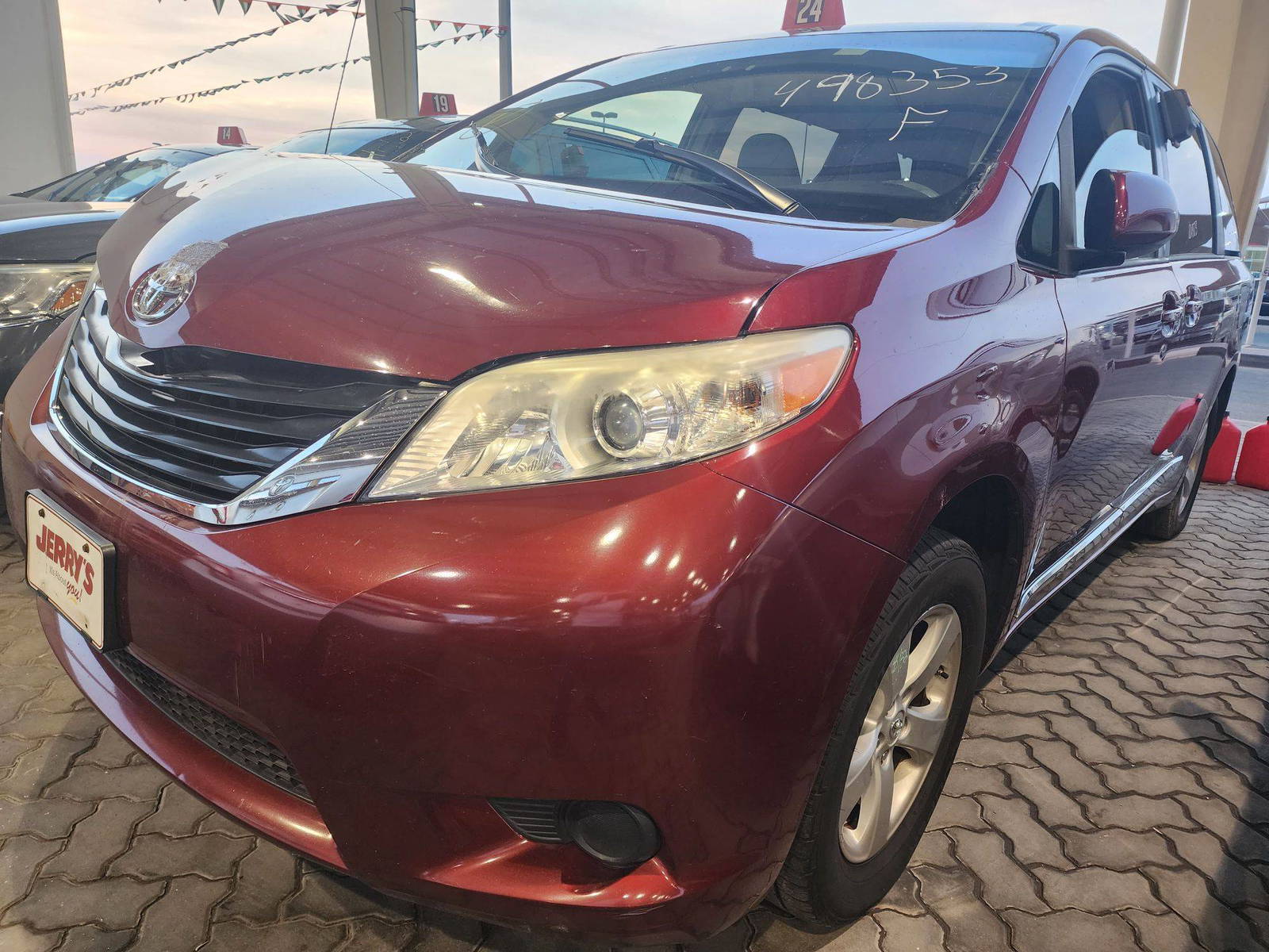 2014 TOYOTA SIENNA — 152475 Miles — Lot 69367813 - Marhaba Auctions Used Cars - Image 7