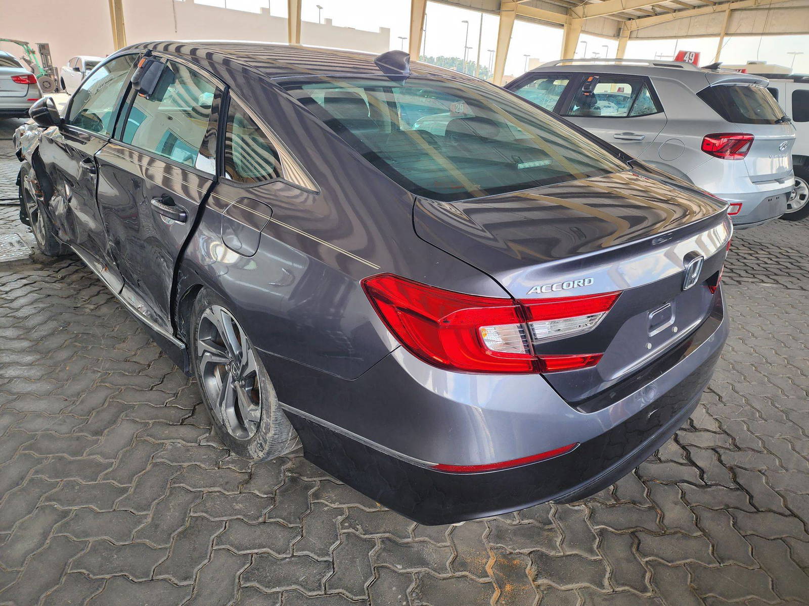 2018 HONDA ACCORD — 50493 Miles — Lot 54211212 - Marhaba Auctions Used Cars - Image 4