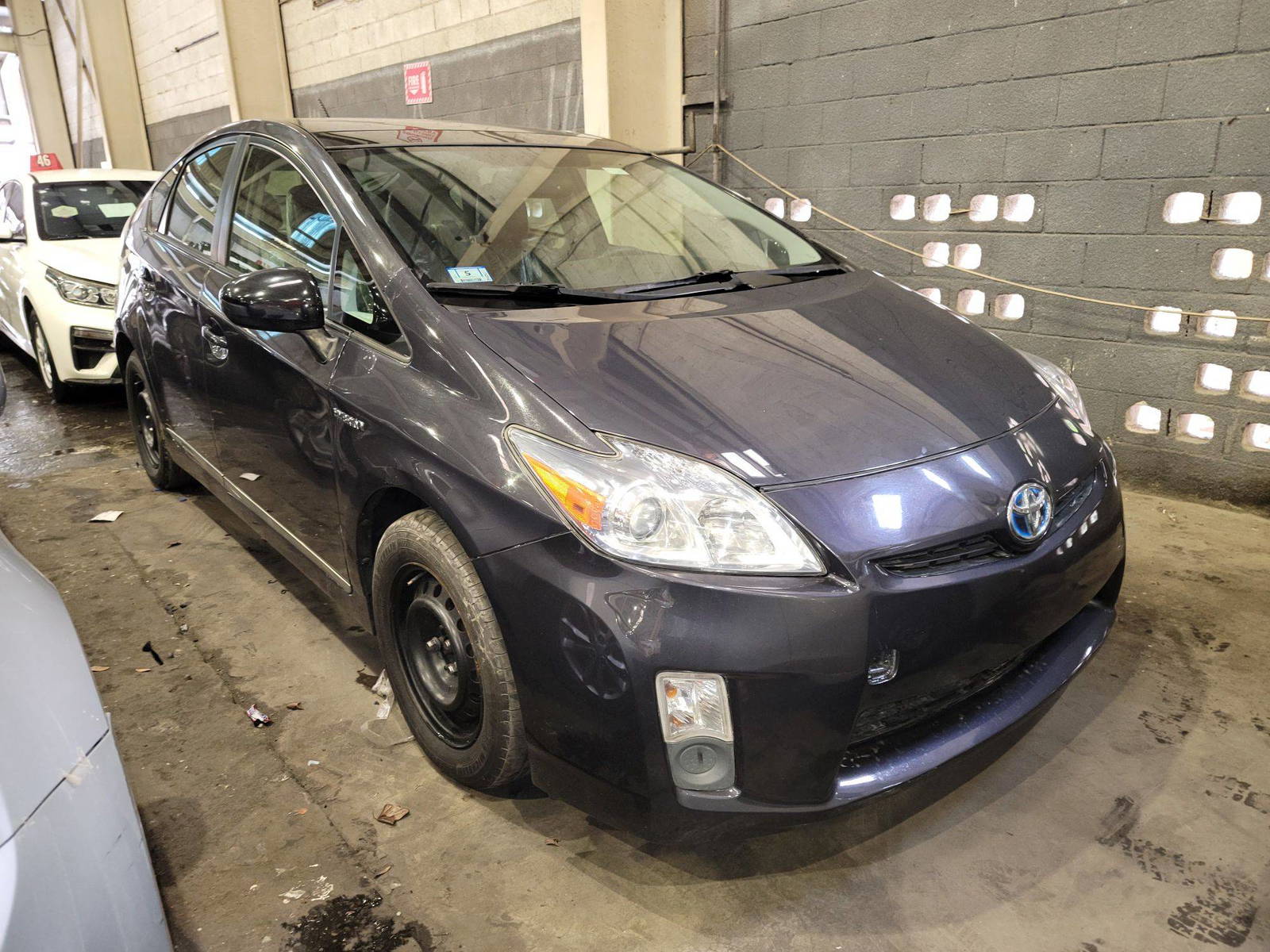 TOYOTA PRIUS 2010 - Marhaba Auction Used Cars - Image 3
