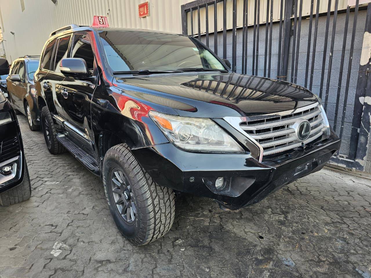 2009 LEXUS LX 570 — 180117 KM — Lot 4029016 — Main - Marhaba Auctions Used Cars - Image 2