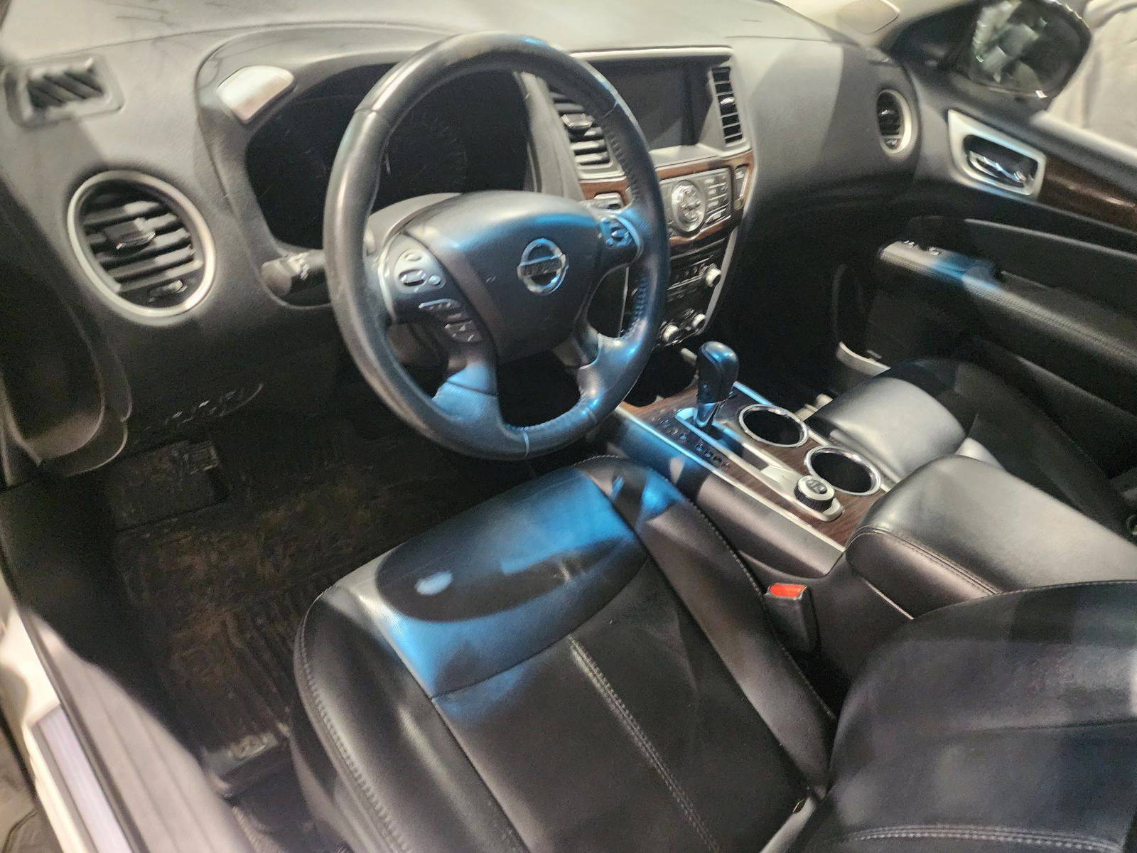 2015 NISSAN PATHFINDER — 215488 KM — Lot 35380 - Marhaba Auctions Used Cars - Image 9