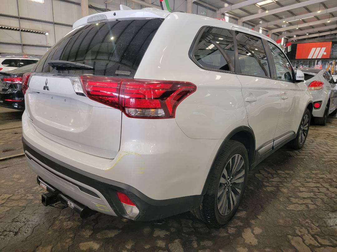 2020 MITSUBISHI OUTLANDER — 116763 Miles — Lot 215487 — Main - Marhaba Auctions Used Cars - Image 3