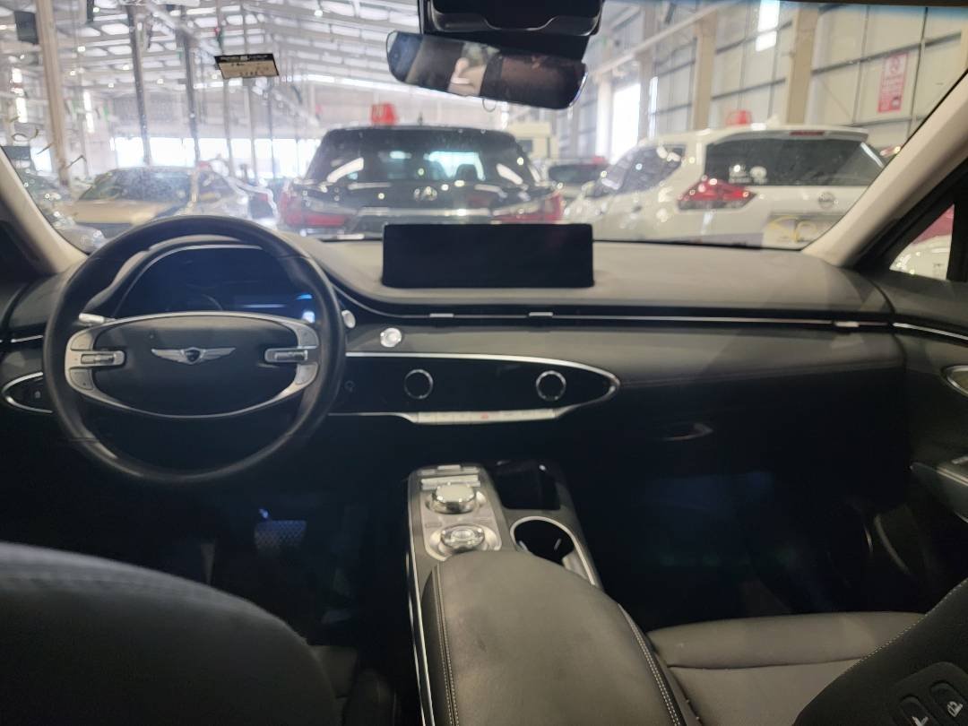 2022 GENESIS GV70 — 21664 Miles — Lot NU027165 — Main - Marhaba Auctions Used Cars - Image 7