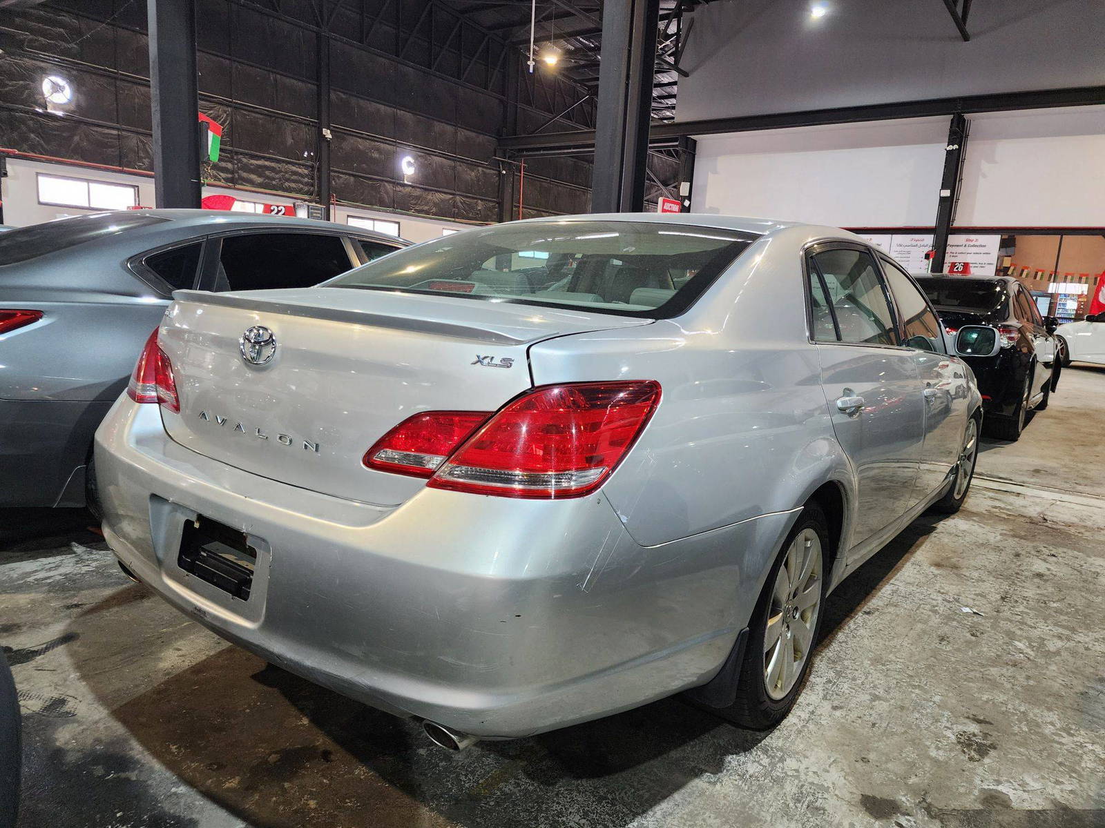 2005 TOYOTA AVALON — 232522 Miles — Lot 40745770 — Main - Marhaba Auctions Used Cars - Image 4