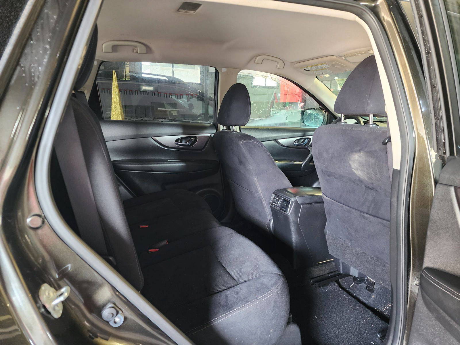 NISSAN ROGUE 2016 - Marhaba Auction Used Cars - Image 7