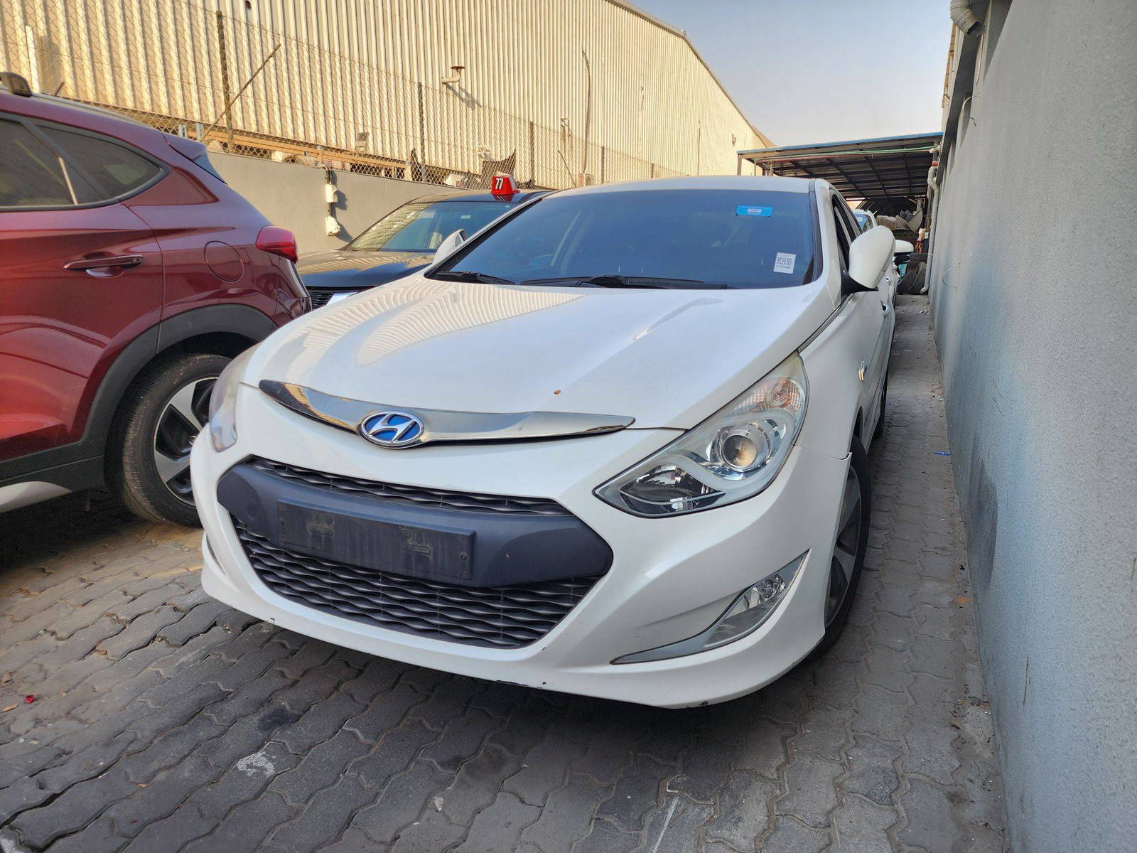 2013 HYUNDAI SONATA — 166743 KM — Lot 062891 — Al Quoz - Marhaba Auctions Used Cars - Image 3