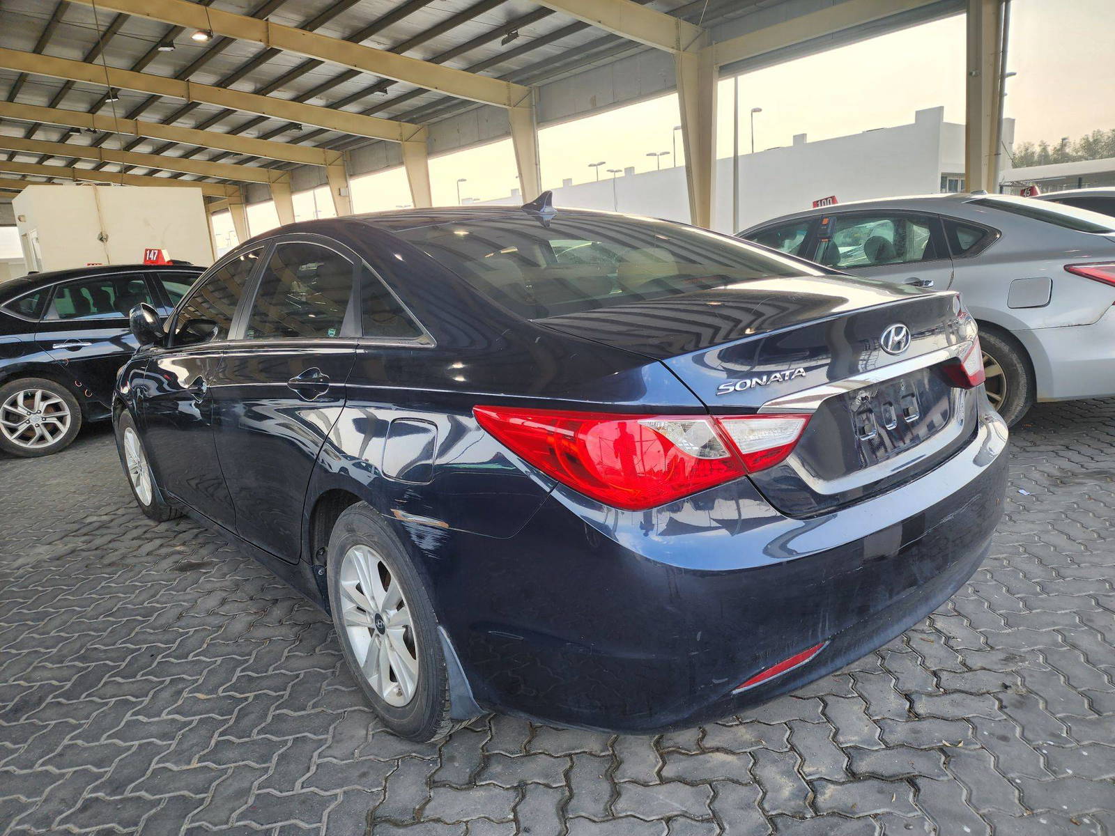 2011 HYUNDAI SONATA — 168457 Miles — Lot 46276294 — Souq - Marhaba Auctions Used Cars - Image 6