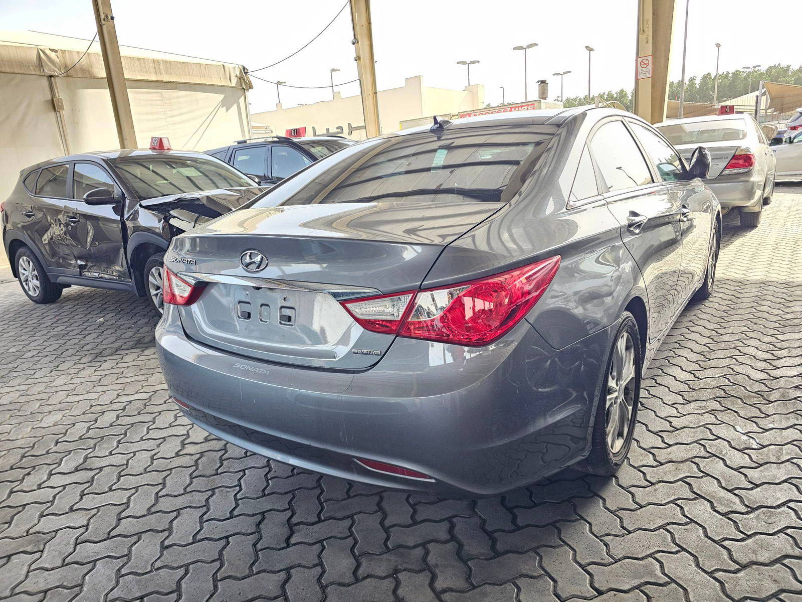 2013 HYUNDAI SONATA — 79996 Miles — Lot DH780609 — Souq - Marhaba Auctions Used Cars - Image 5