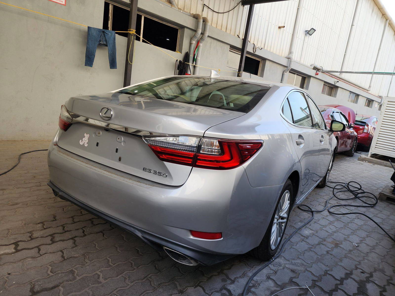 2016 LEXUS ES 350 — 128046 Miles — Lot 76902334 — Al Quoz - Marhaba Auctions Used Cars - Image 4