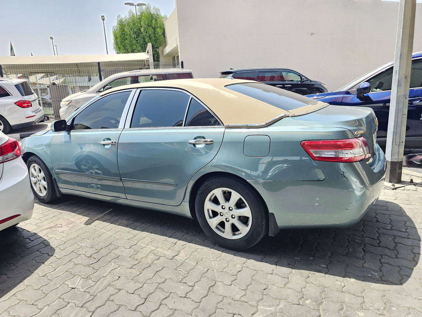 2011 TOYOTA CAMRY — 122701 Miles — Lot EKXBU589892 — Souq - Marhaba Auctions Used Cars - Image 5