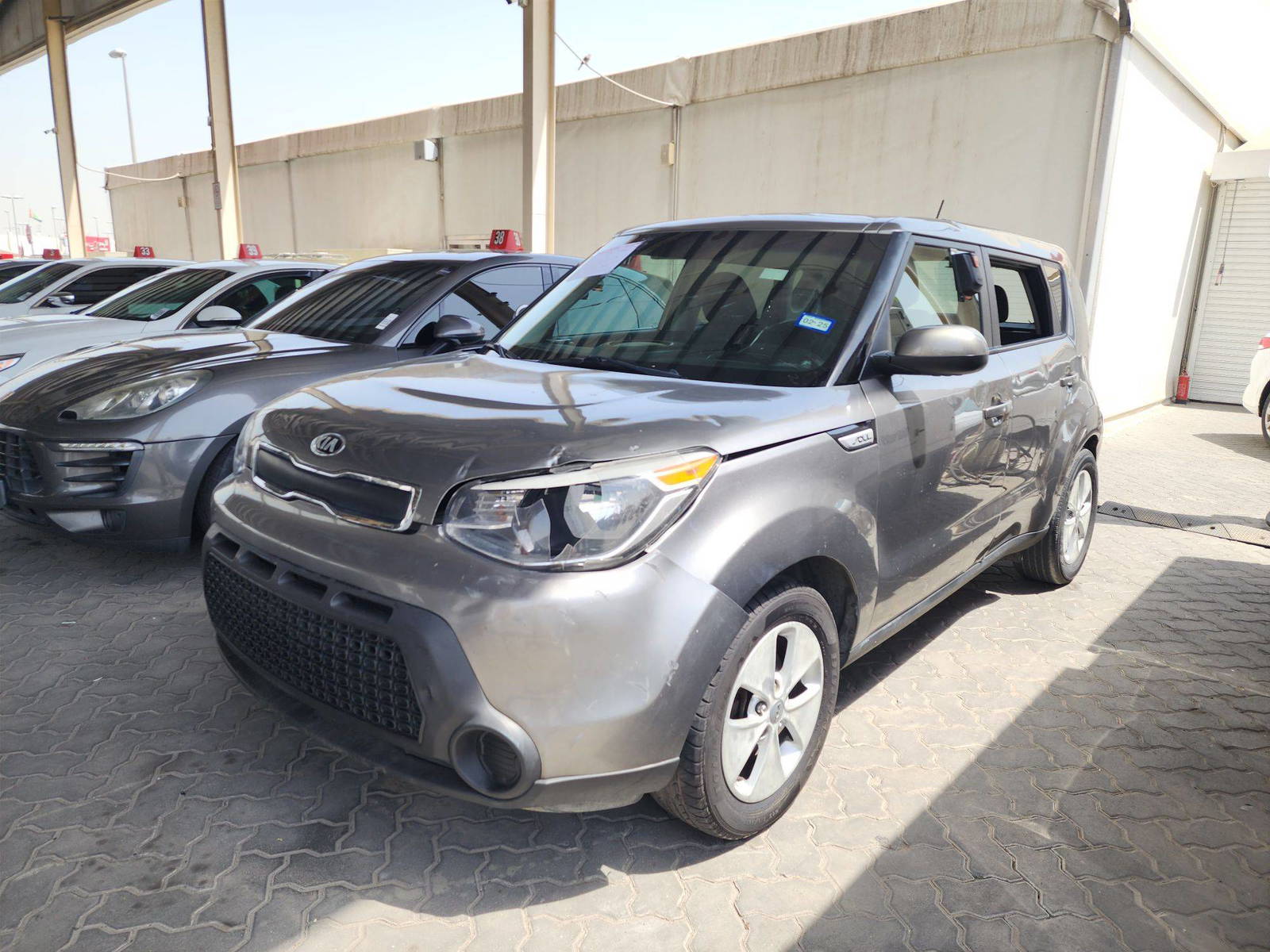 2015 KIA SOUL — 190118 Miles — Lot 25F7173546 — Souq - Marhaba Auctions Used Cars - Image 4
