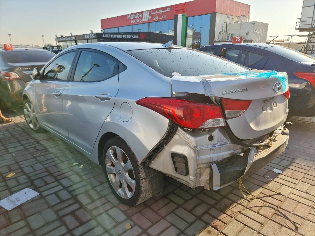 2012 HYUNDAI ELANTRA — 266673 Miles — Lot 215487 — Ind. 12 - Marhaba Auctions Used Cars - Image 4