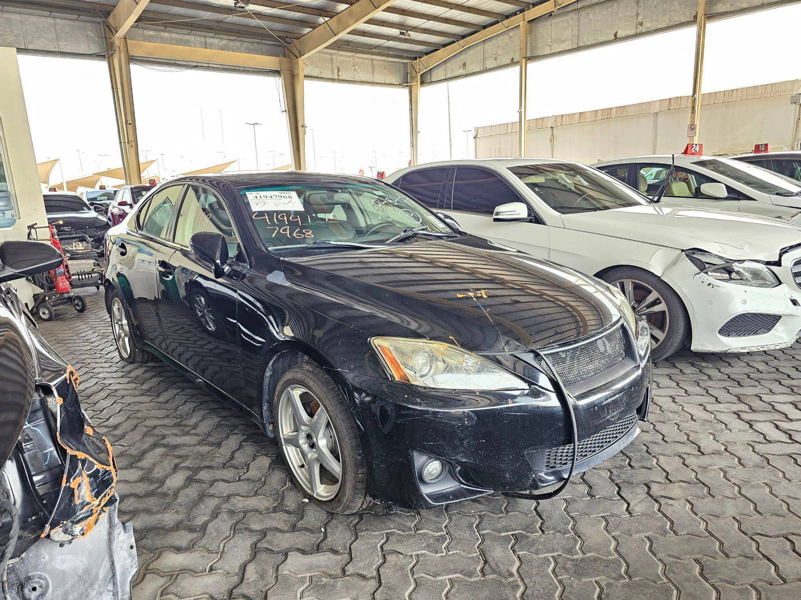 2011 LEXUS IS 250 — 173182 Miles — Lot 41947968 — Souq - Marhaba Auctions Used Cars - Image 4