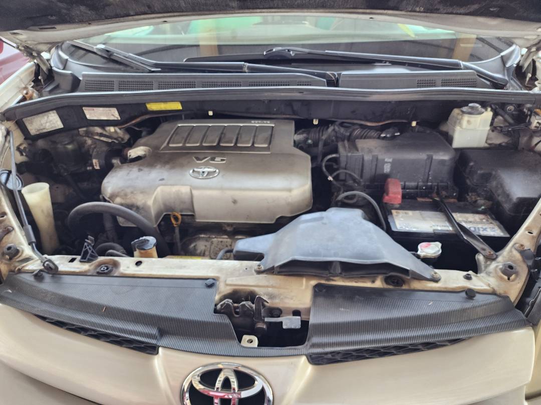 2008 TOYOTA SIENNA — 208444 Miles — Lot 39190752 — Souq - Marhaba Auctions Used Cars - Image 13