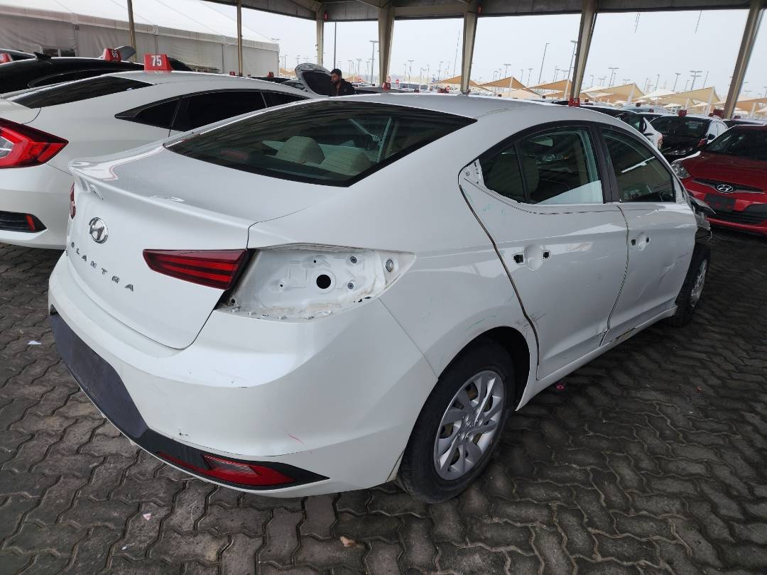 2019 HYUNDAI ELANTRA — 31761 Miles — Lot 74916233 - Marhaba Auctions Used Cars - Image 9