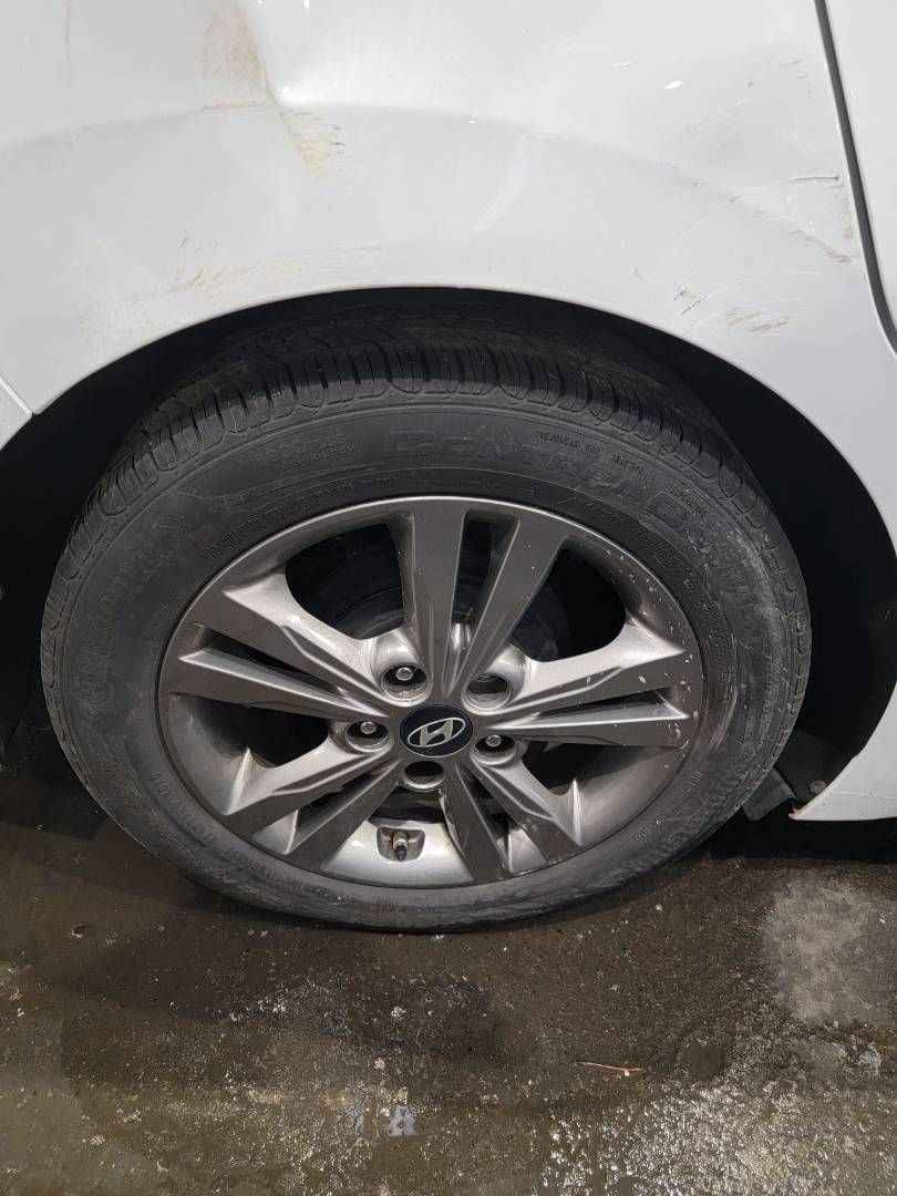 2017 HYUNDAI ELANTRA — 178943 Miles — Lot 38438227 - Marhaba Auctions Used Cars - Image 4