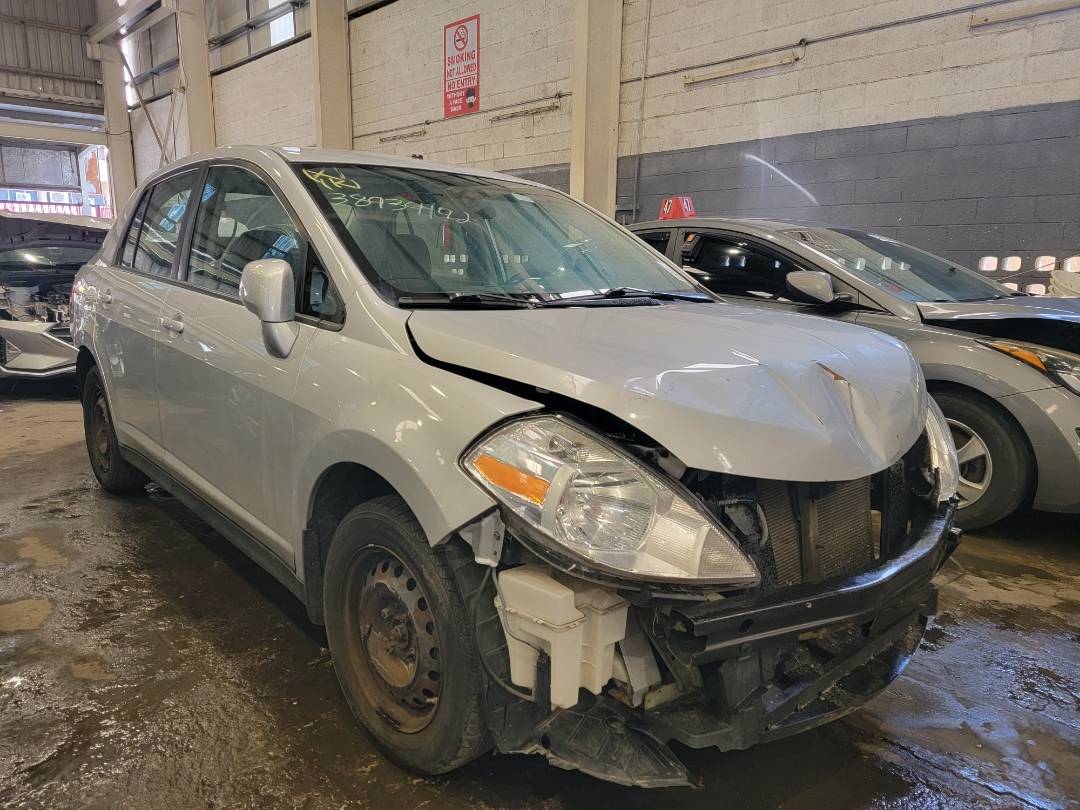 2010 NISSAN VERSA — 98916 Miles — Lot AL421784 — Souq - Marhaba Auctions Used Cars - Image 4