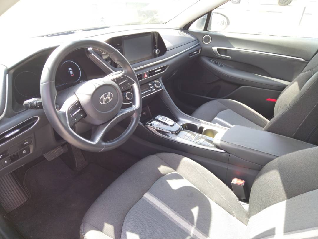 2020 HYUNDAI SONATA — 36330 Miles — Lot 77139223 — Souq - Marhaba Auctions Used Cars - Image 9
