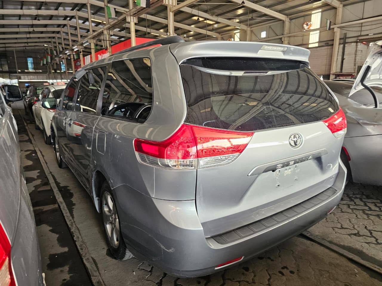 2012 TOYOTA SIENNA — 180331 Miles — Lot CS185303 — Main - Marhaba Auctions Used Cars - Image 6