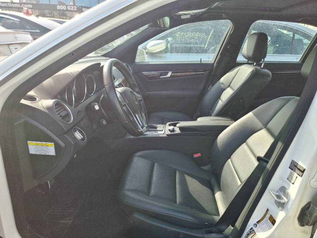 2014 MERCEDES BENZ C-250 — 98163 Miles — Lot 2104587 — Ind. 12 - Marhaba Auctions Used Cars - Image 9