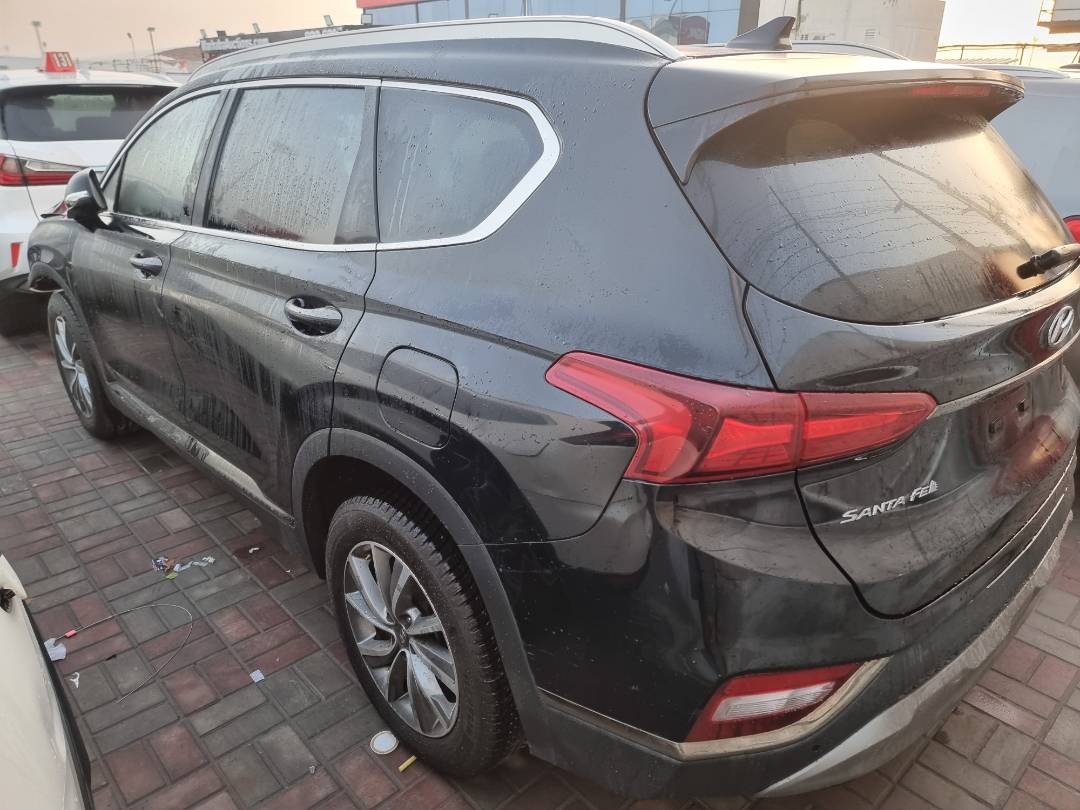 HYUNDAI SANTA FE 2019 - Marhaba Auction Used Cars - Image 5