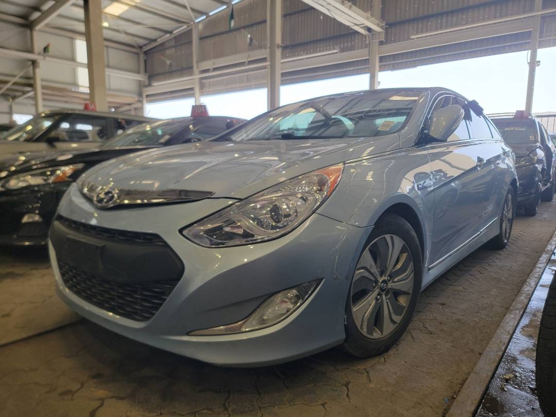 2014 HYUNDAI SONATA — 200006 Miles — Lot XEA103882 — Souq - Marhaba Auctions Used Cars - Image 5
