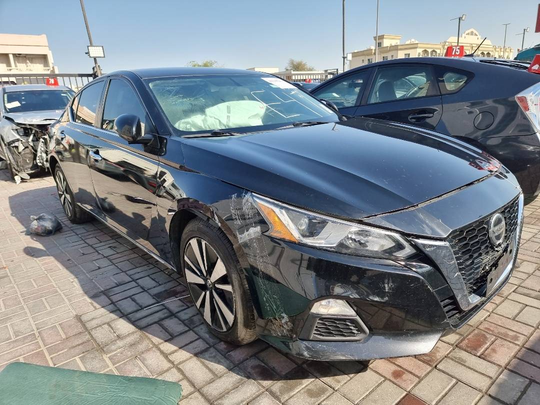 2020 NISSAN ALTIMA — 154075 Miles — Lot 215487 — Souq - Marhaba Auctions Used Cars - Image 3