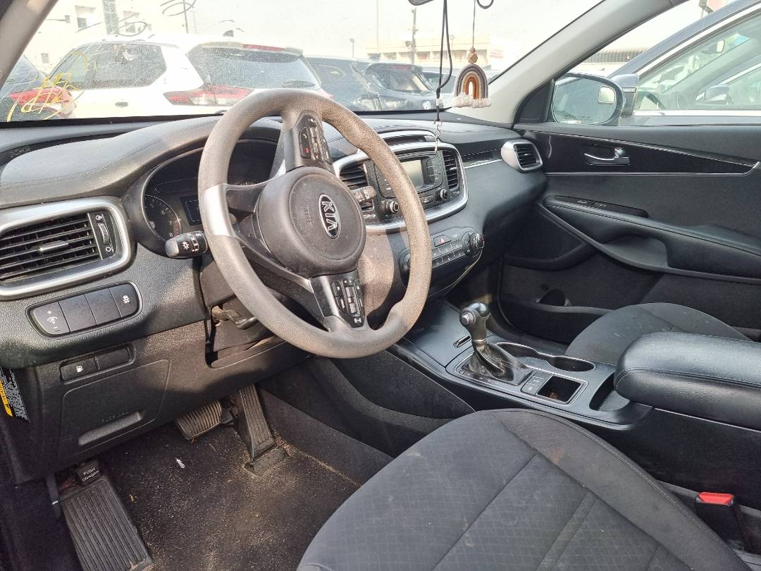 KIA SORENTO 2017 - Marhaba Auction Used Cars - Image 7