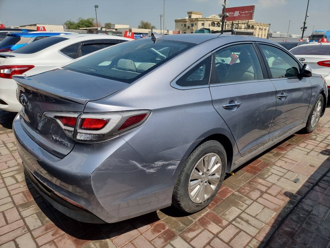 2017 HYUNDAI SONATA — 141155 Miles — Lot 125487 — Souq - Marhaba Auctions Used Cars - Image 5
