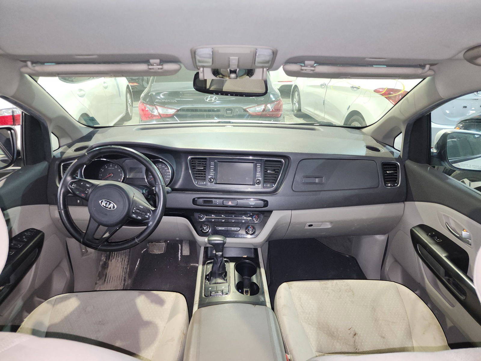 2018 KIA SEDONA — 180222 KM — Lot 6361734 — Main - Marhaba Auctions Used Cars - Image 8