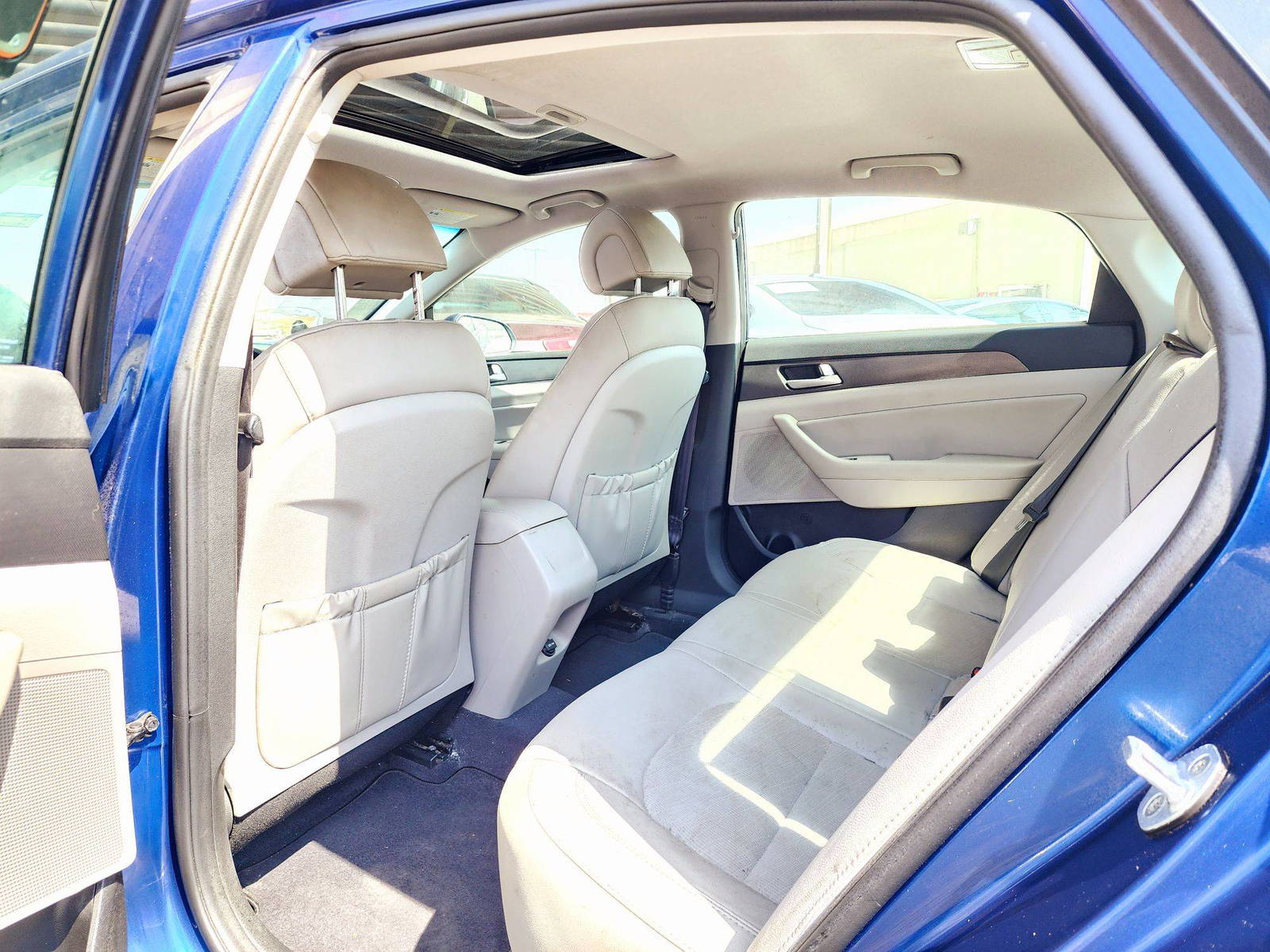 2017 HYUNDAI SONATA — 34590 Miles — Lot HH566148 — Souq - Marhaba Auctions Used Cars - Image 6
