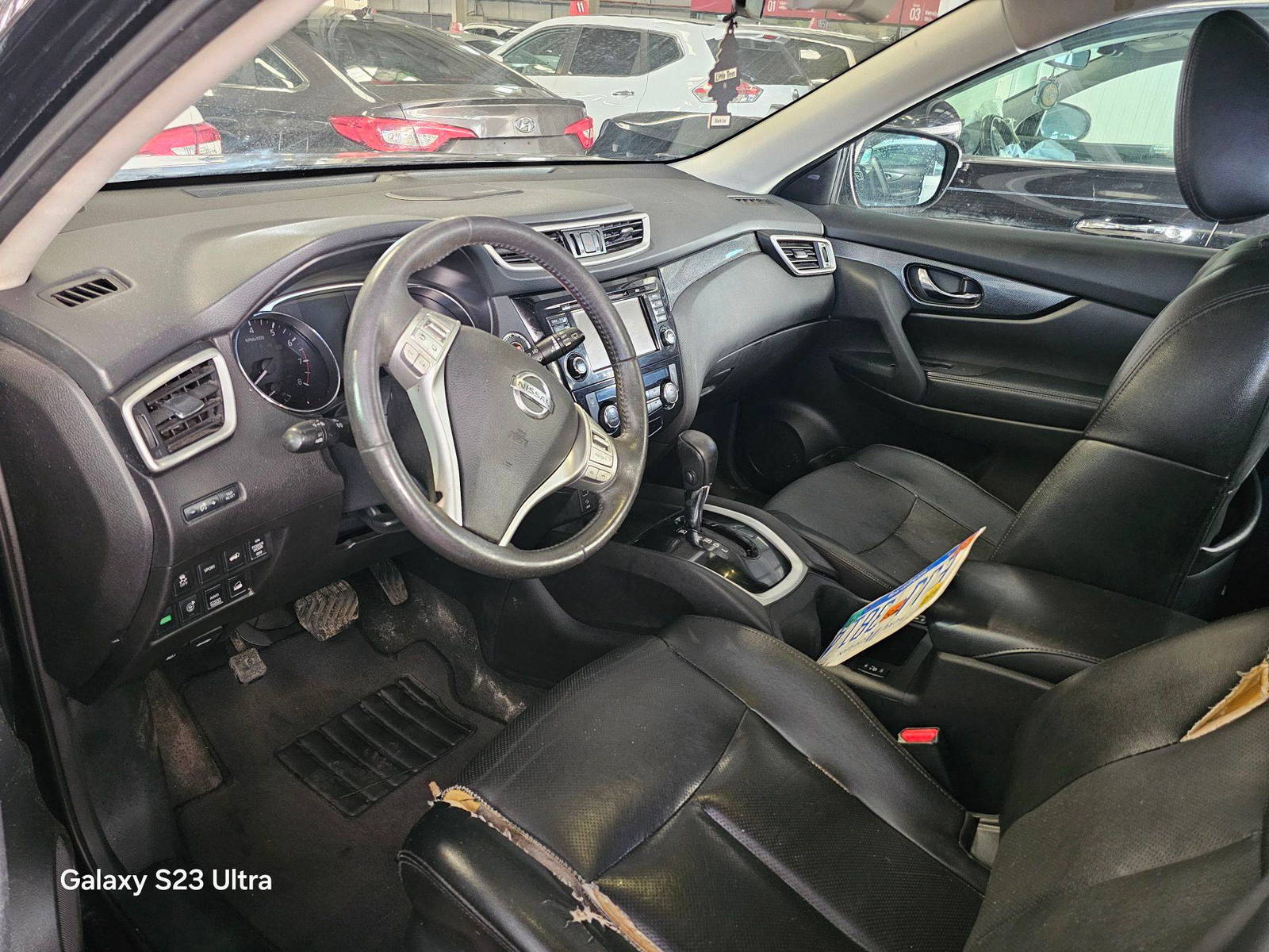 2015 NISSAN ROGUE — 201983 Miles — Lot 43636768 — Main - Marhaba Auctions Used Cars - Image 6