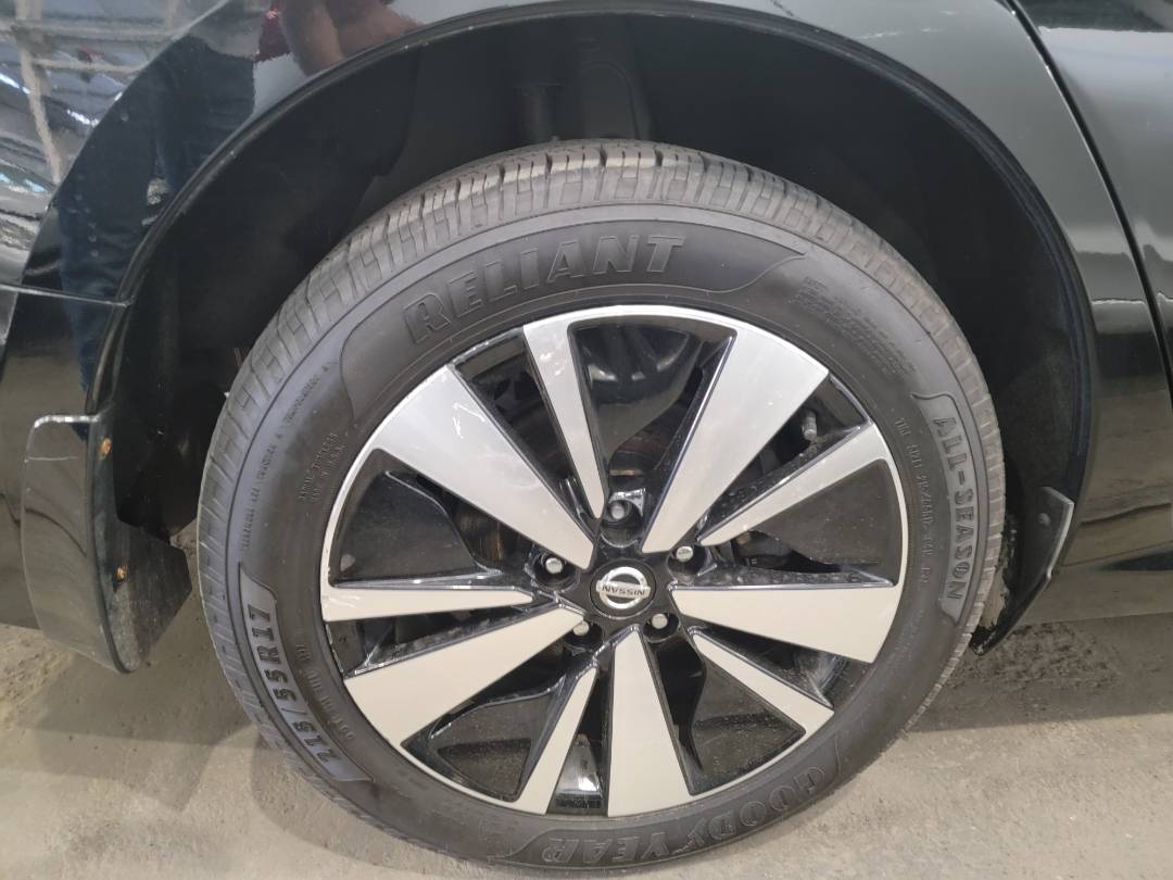 2019 NISSAN ALTIMA — 72289 Miles — Lot 38306037 - Marhaba Auctions Used Cars - Image 4