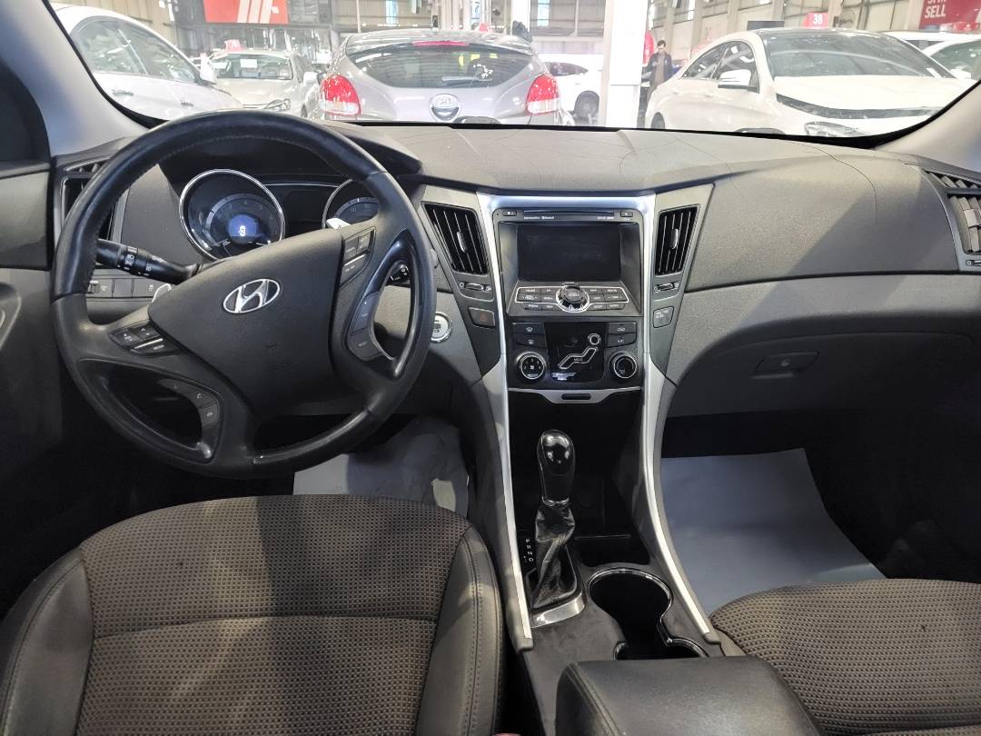 2017 HYUNDAI SONATA — 98593 Miles — Lot H520148 — Main - Marhaba Auctions Used Cars - Image 15