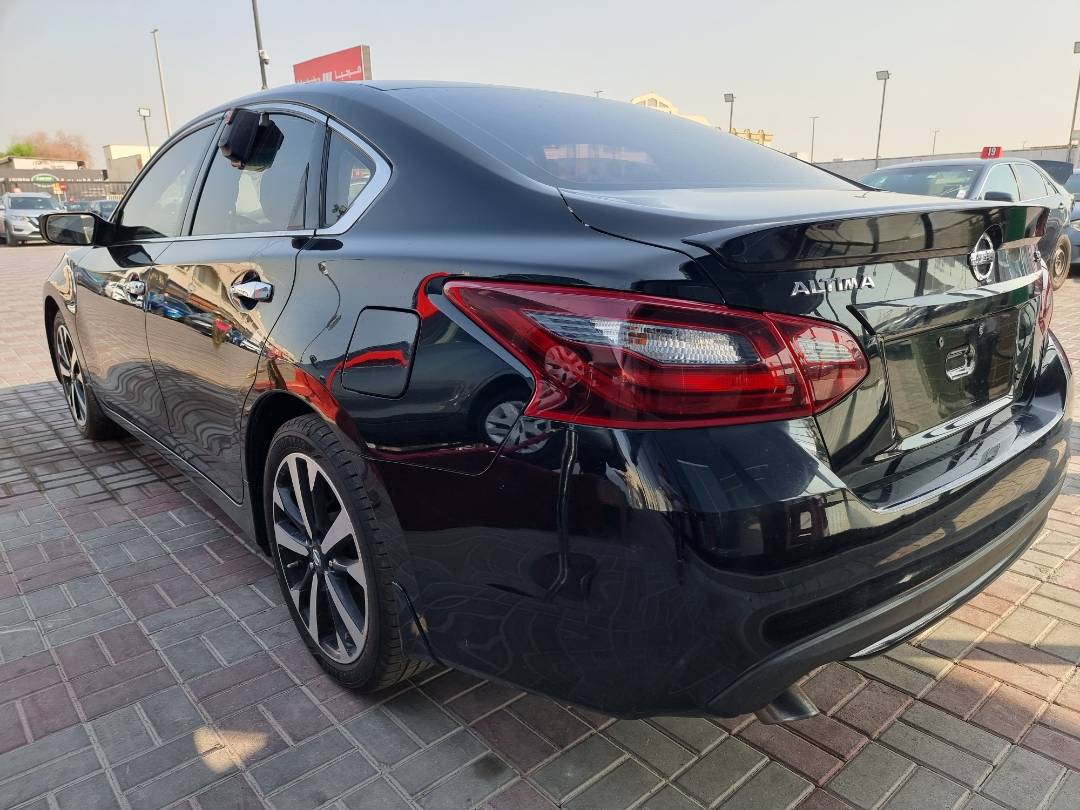 2018 NISSAN ALTIMA — 155840 Miles — Lot 38145342 — Main - Marhaba Auctions Used Cars - Image 4