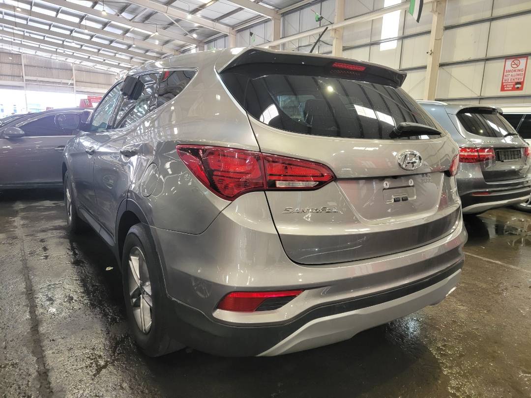 2018 HYUNDAI SANTA FE — 145506 Miles — Lot 9JG563248 — Main - Marhaba Auctions Used Cars - Image 3