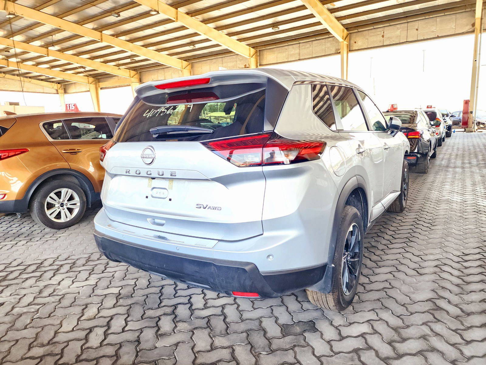 2024 NISSAN ROGUE — 6543 Miles — Lot 40956269 — Main - Marhaba Auctions Used Cars - Image 3