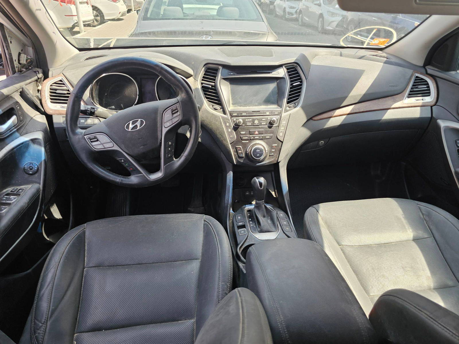 2017 HYUNDAI SANTA FE — 101293 Miles — Lot 0HU252426 — Souq - Marhaba Auctions Used Cars - Image 7