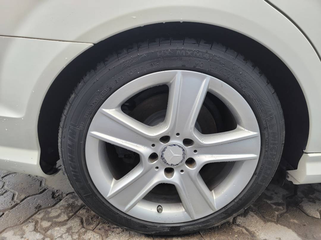 2010 MERCEDES BENZ C300 — 87714 Miles — Lot R099454 - Marhaba Auctions Used Cars - Image 4