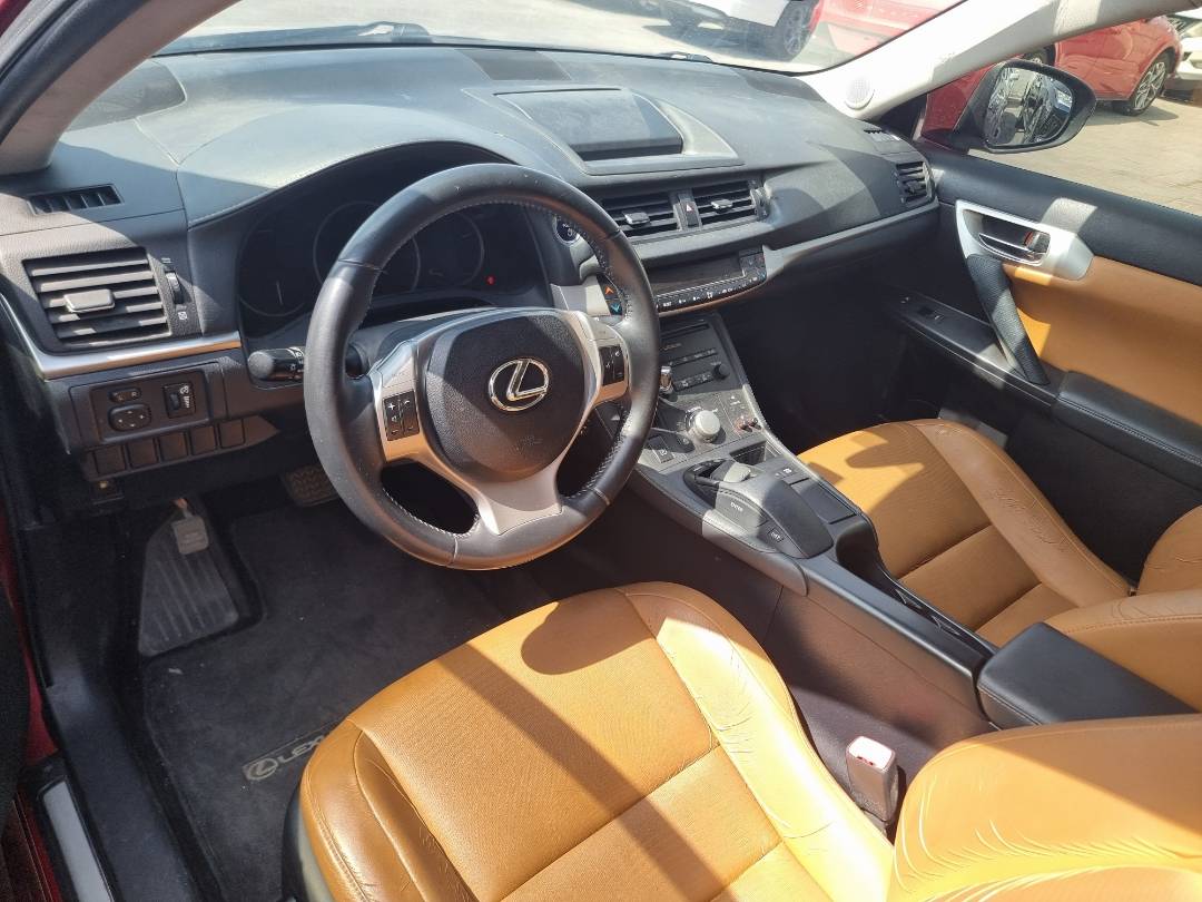 2012 LEXUS CT 200h — 66710 Miles — Lot 089515 — Ind. 12 - Marhaba Auctions Used Cars - Image 7