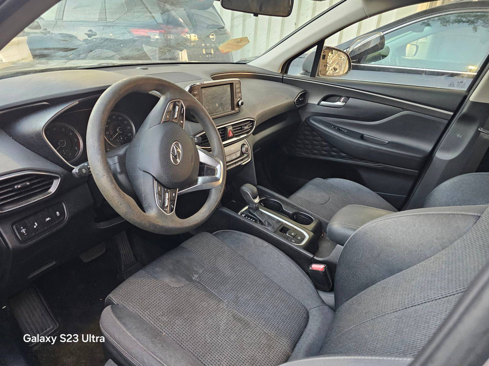 HYUNDAI SANTA FE 2019 - Marhaba Auction Used Cars - Image 8