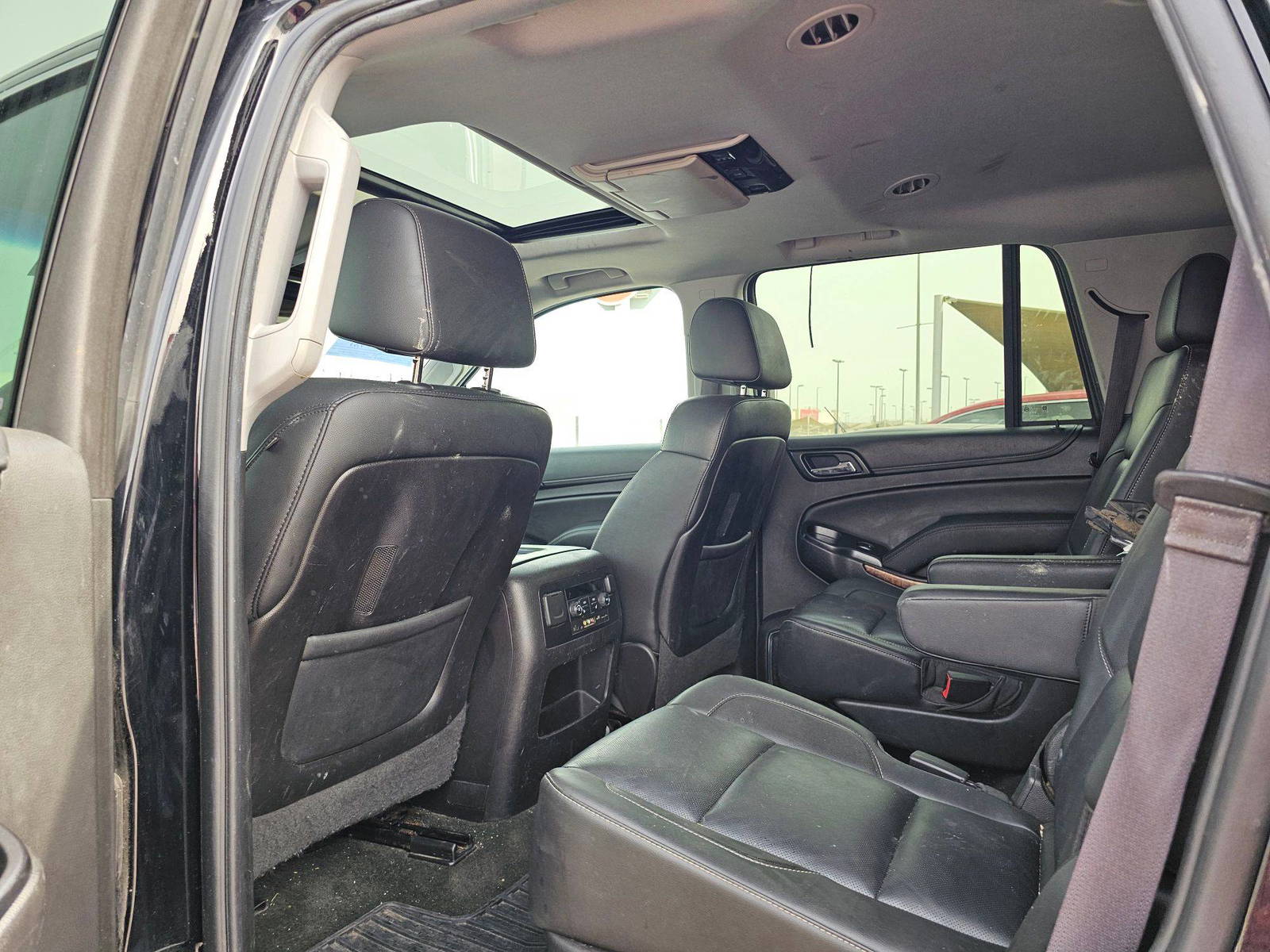 2016 CHEVROLET TAHOE — 120279 Miles — Lot 1GR381785 — Souq - Marhaba Auctions Used Cars - Image 6
