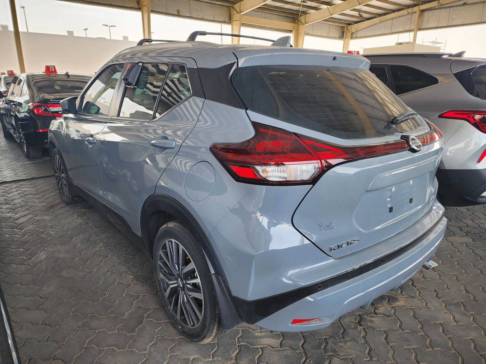 2021 NISSAN KICKS — 25686 Miles — Lot 43102574 - Marhaba Auctions Used Cars - Image 3