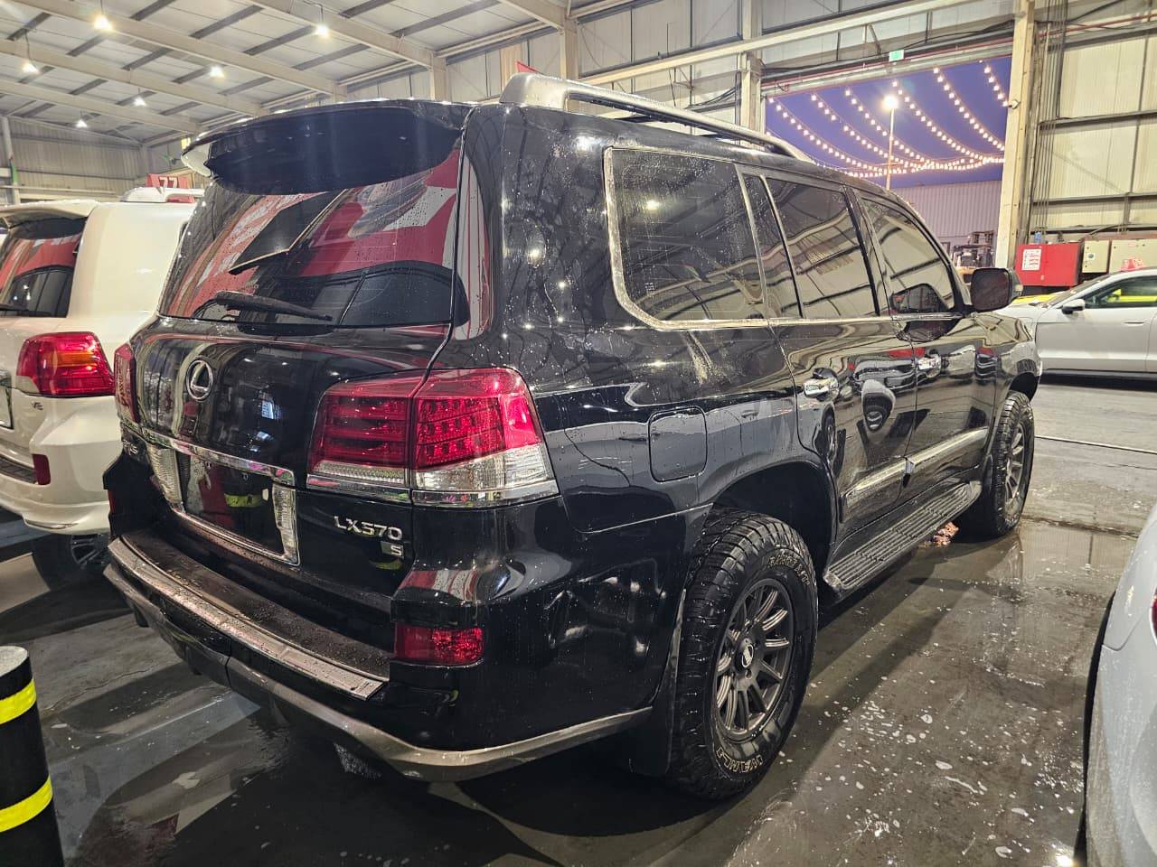 2009 LEXUS LX 570 — 180114 KM — Lot 094029016 — Main - Marhaba Auctions Used Cars - Image 5